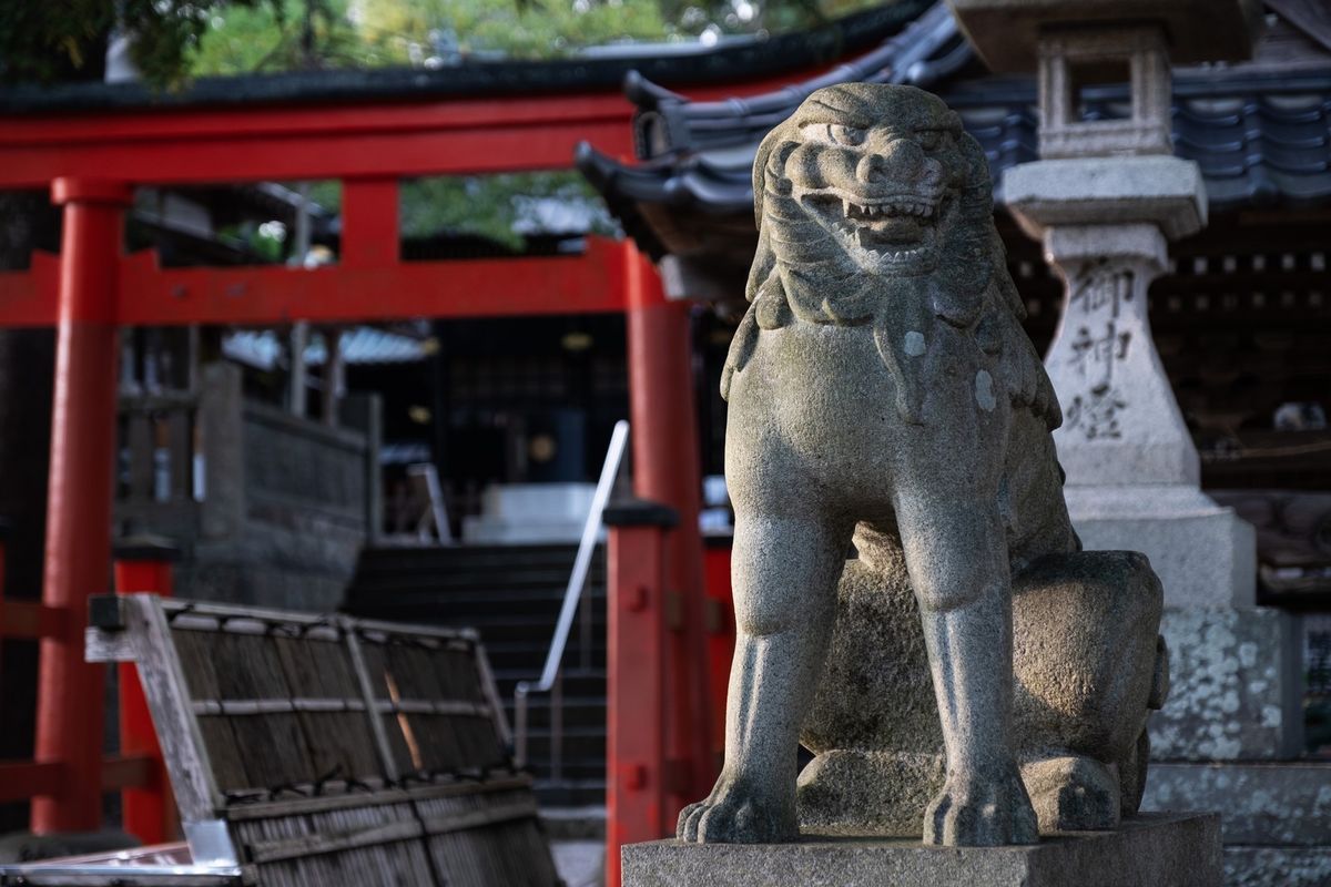 玉前神社を守る獅子